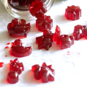 raspberry gummies are low-sugar Easter treats