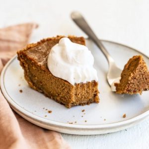 no bake pumpkin pie with cookie crust